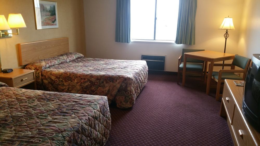 Travelodge By Wyndham Deer Lodge Montana Exterior foto
