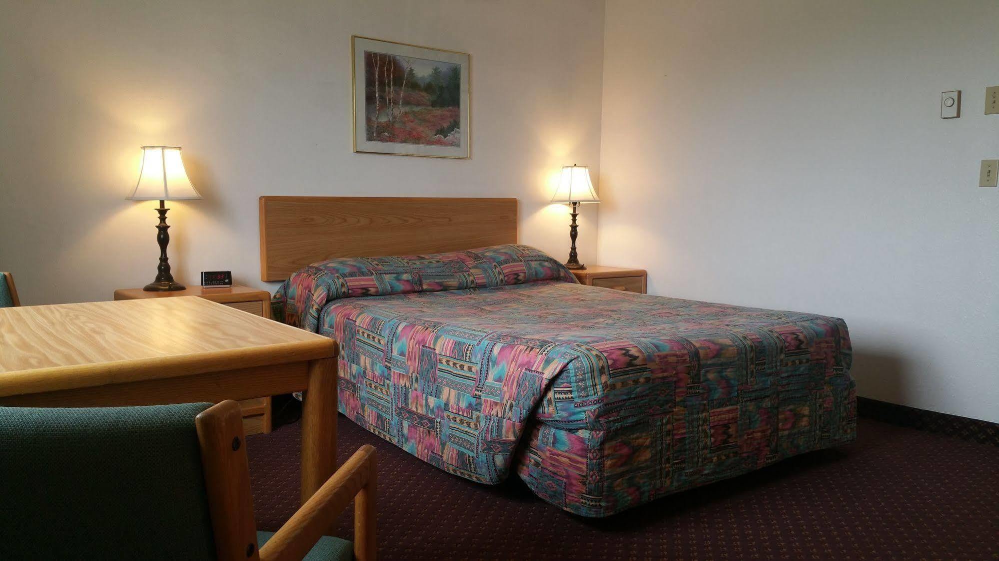 Travelodge By Wyndham Deer Lodge Montana Exterior foto